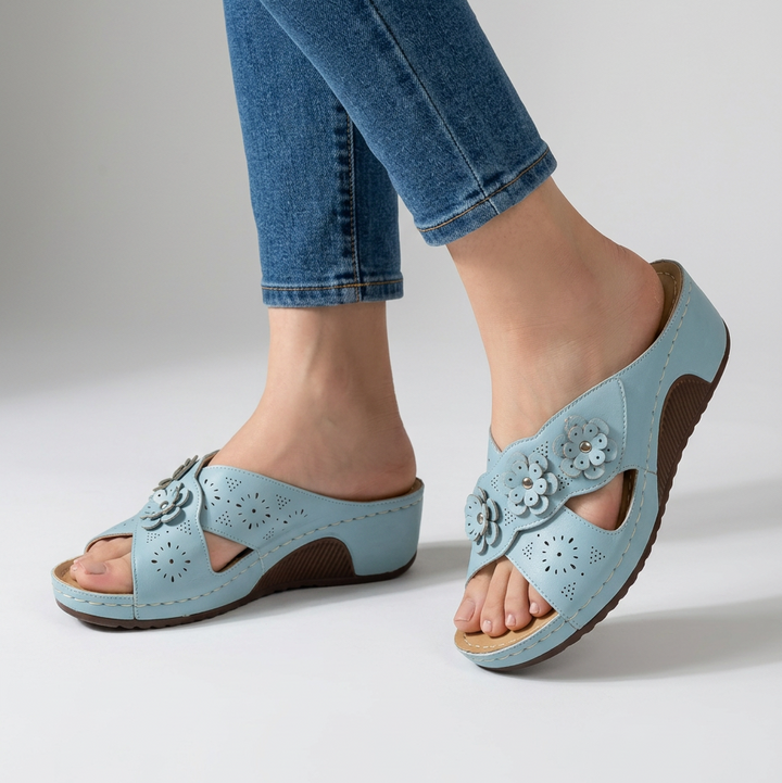 Fiorella | Sandali con Fiori e Zeppa
