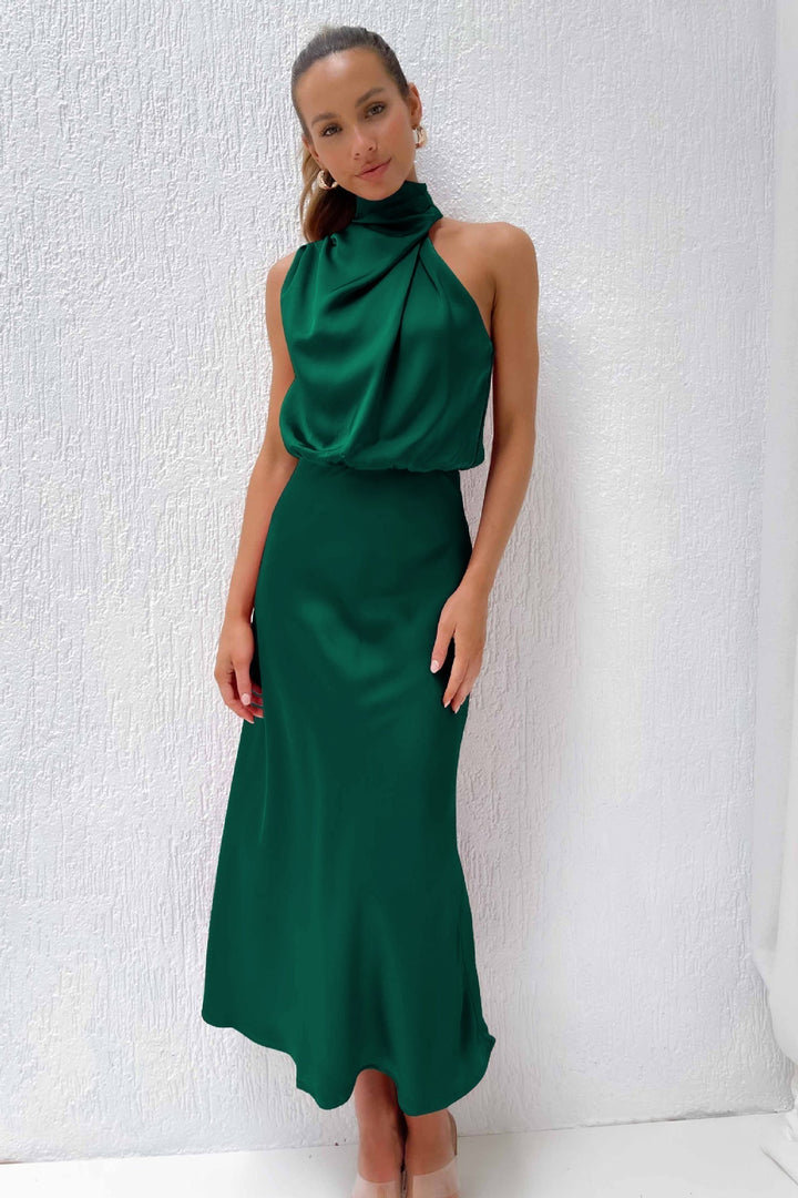 Carlina | Abito lungo in satin con scollo a halter