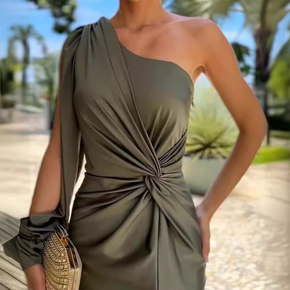 Alisa | Abito lungo di lusso a una spalla per donna