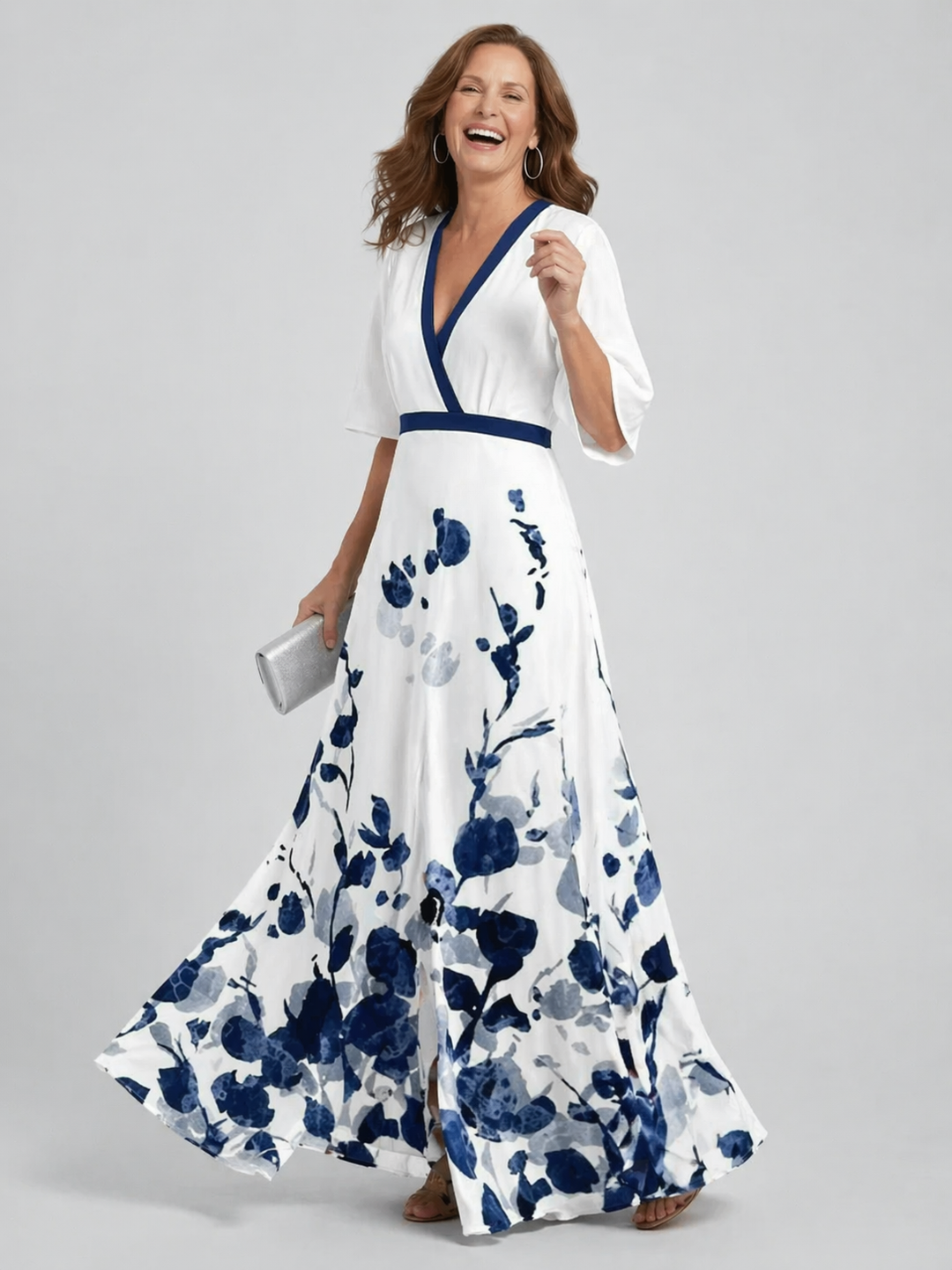 Beatrice | Abito lungo fluido floreale con scollo a halter