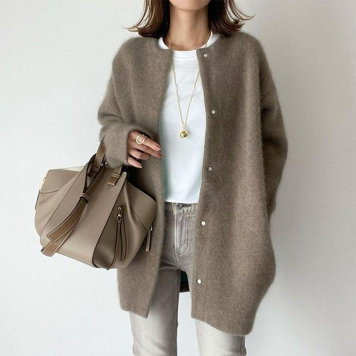 Ariadna | Elegante giacca in cashmere lavorata a maglia