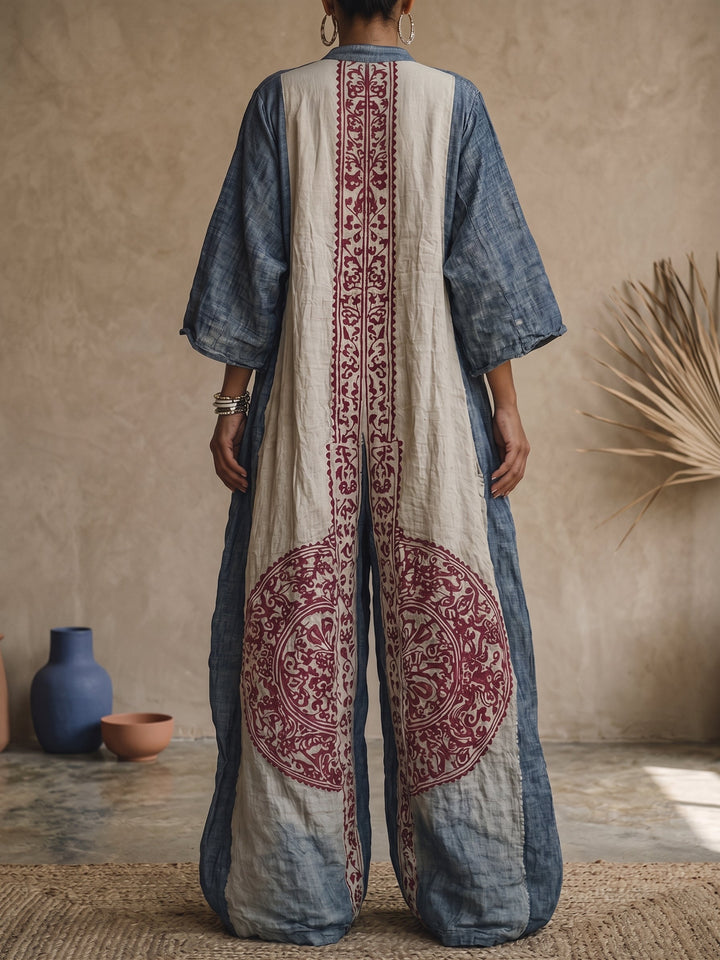 Flavia | Tuta Vintage con Stampa a V e Maniche 3/4 per Donna