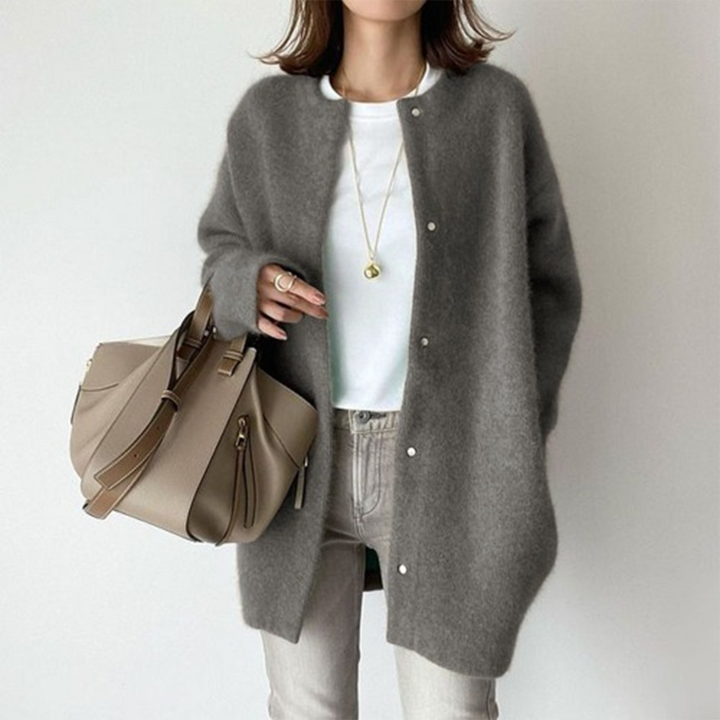 Ariadna | Elegante giacca in cashmere lavorata a maglia