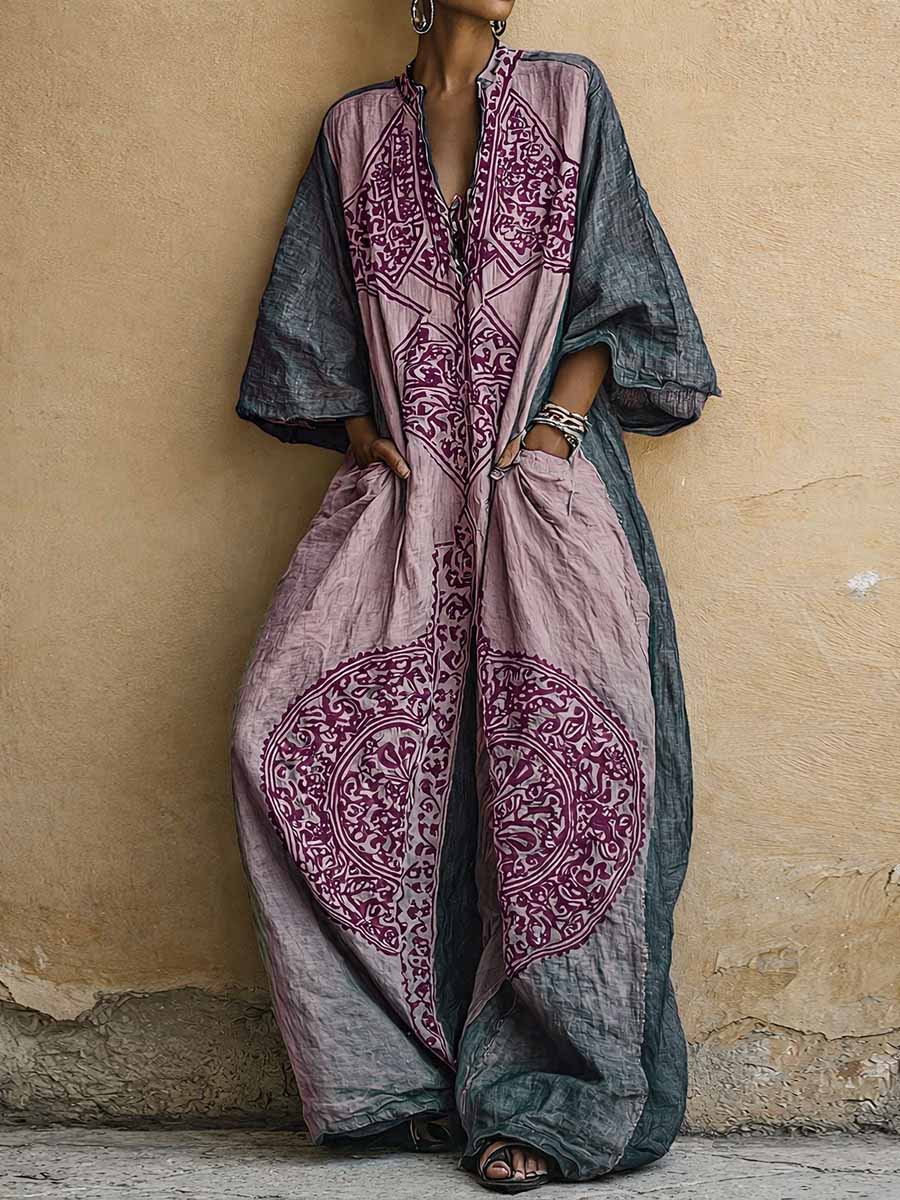 Flavia | Tuta Vintage con Stampa a V e Maniche 3/4 per Donna