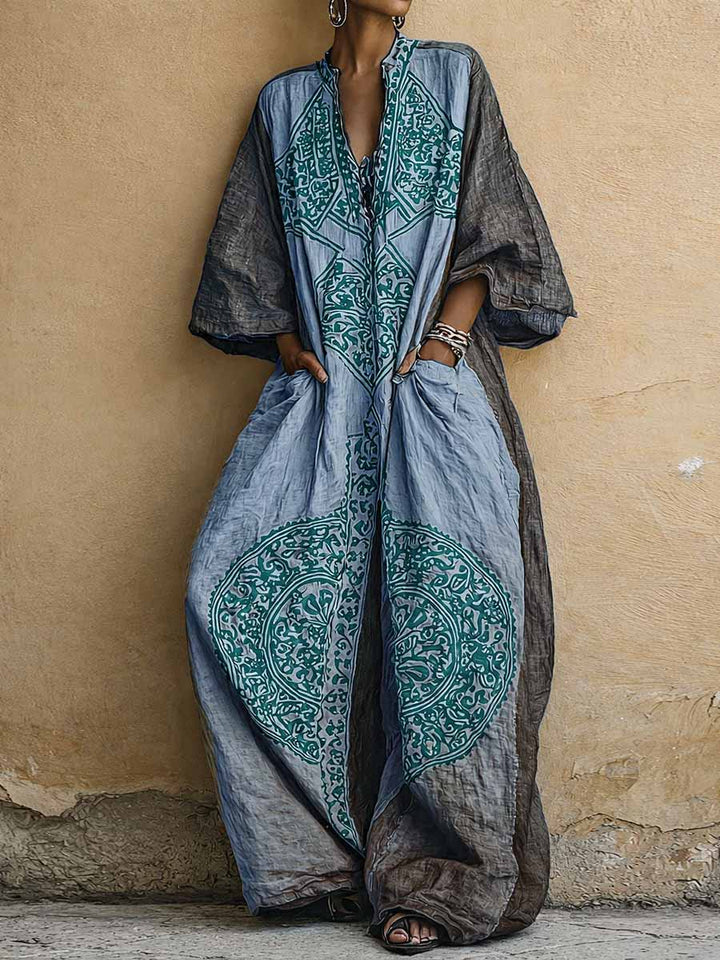 Flavia | Tuta Vintage con Stampa a V e Maniche 3/4 per Donna